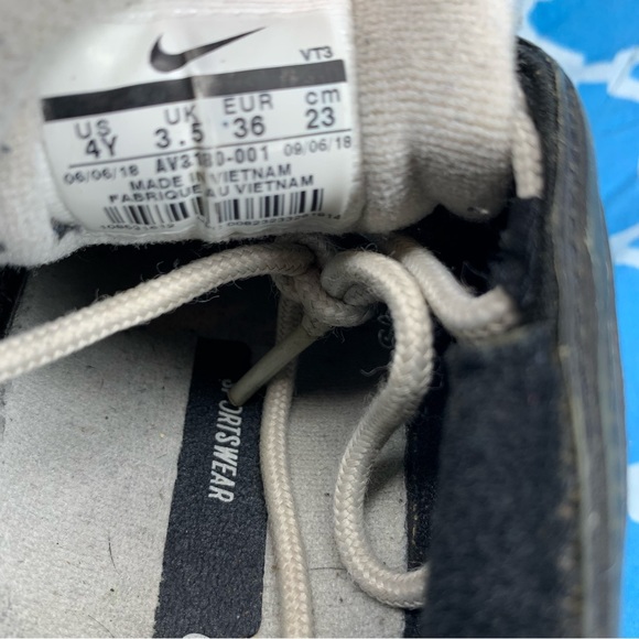 Nike Women’s size 5.5 Air Max 97 SE BLACK WHITE running wmns sneakers shoes rare - Picture 3 of 10